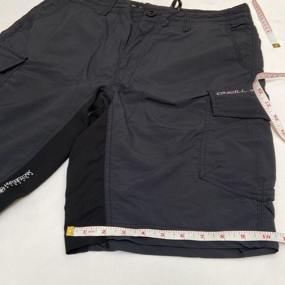 O'Neill Black Cargo Shorts with Relaxed Fit - Picture 5 of 9